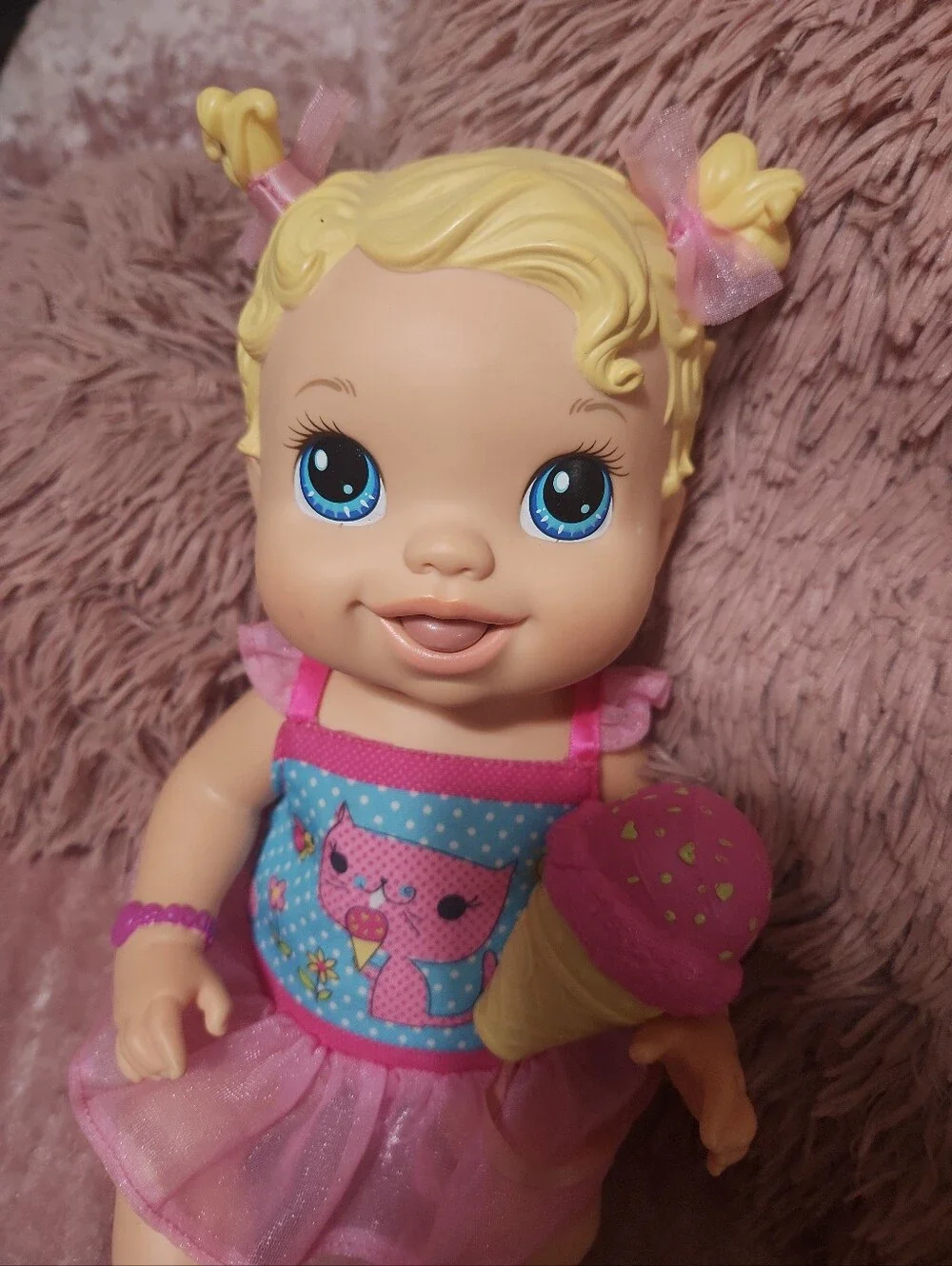 2012 Hasbro Baby Alive Yummy Treat Baby Doll With Ice Cream Cone